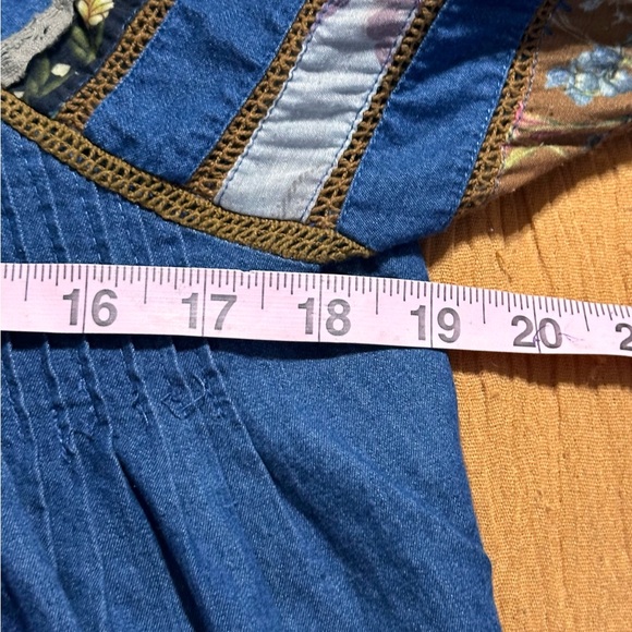 GUC Anthropologie Ulla Patchwork Denim Blouse US6 Medium by Seen Worn Kept - Picture 9 of 9